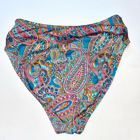 Parsley Reversible Halter Two-Piece Bikini Swim Set - Picture 4 of 10